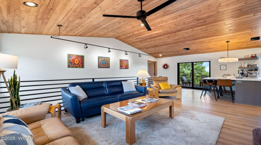 Guest House Living to Kitchen