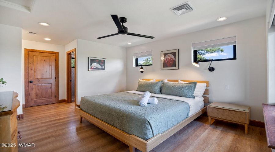 Guest house primary bedroom