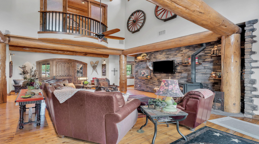 13-web-or-mls-TimberCreekImagery-24