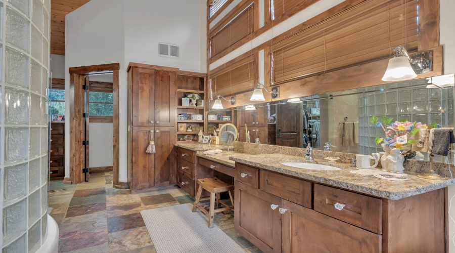 30-web-or-mls-TimberCreekImagery-29