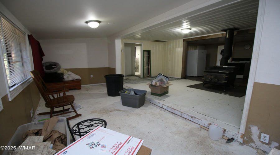 Entry/Livingroom