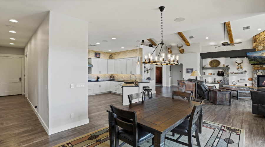 Dining Room (2)