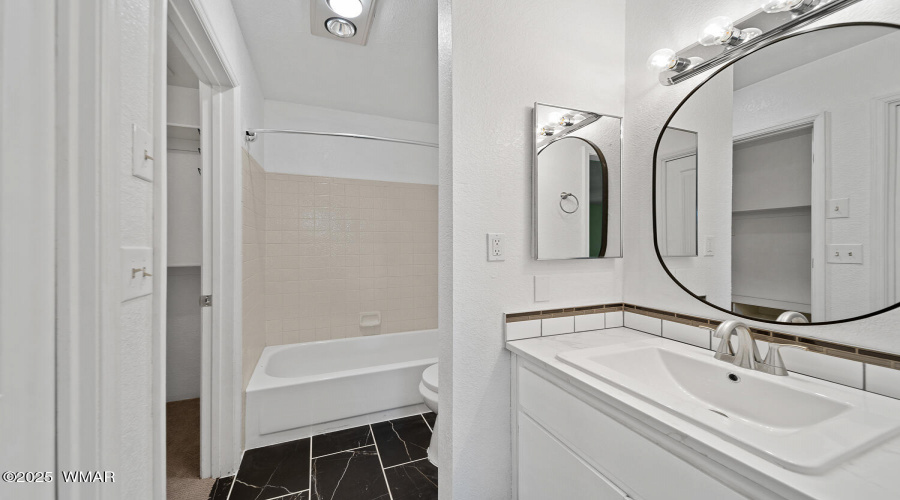 Upstair Bathroom