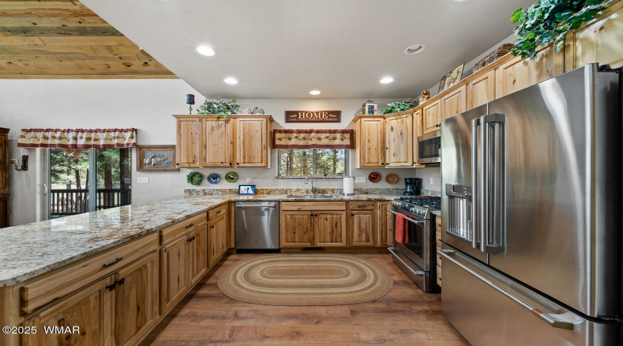 Spacious Kitchen w/ Granite Counters