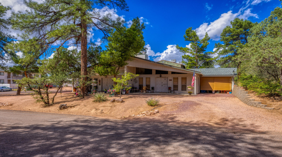 016_exterior4_208_e_zurich_payson_85541_