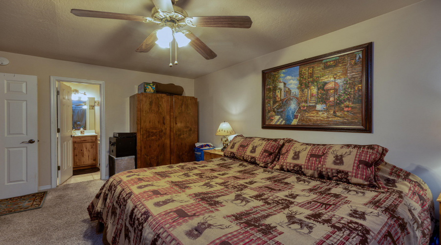050_interior_b29_208_e_zurich_payson_855