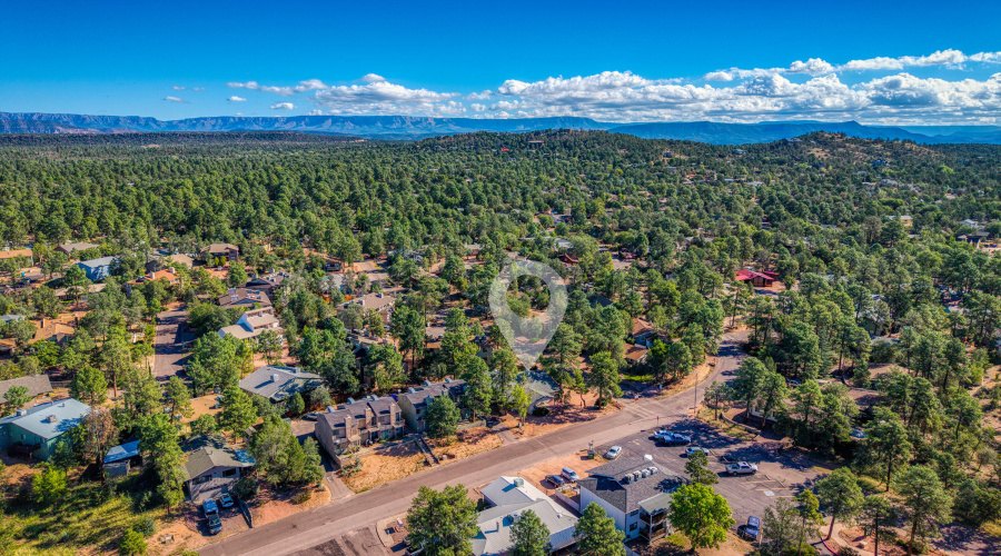 005_aerial5_208_e_zurich_payson_85541_ja