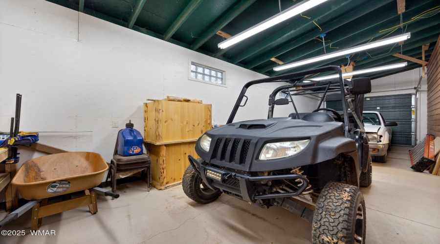 RV Garage Workspace