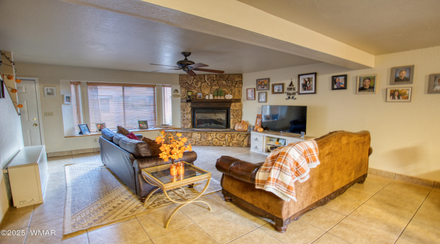 Paxmanphoto_PAX_2808