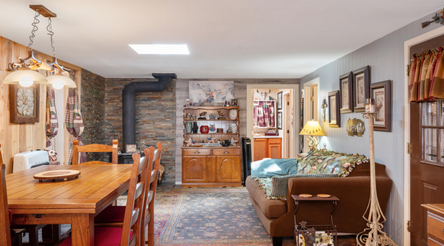 Dining sitting area