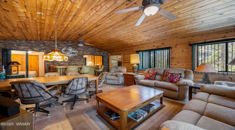 2240RoundaboutWay-HeberOvergaard-AZ-15