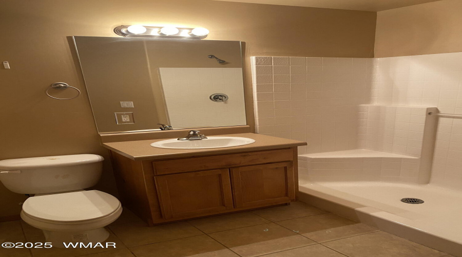 2nd bathroom