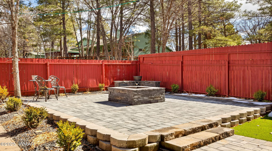 Fire Pit Entertainment Area