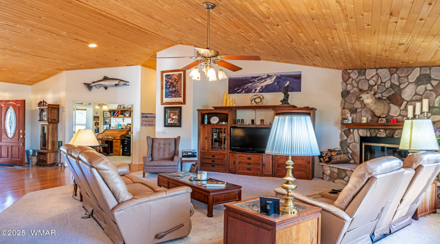 Spacious Great Room