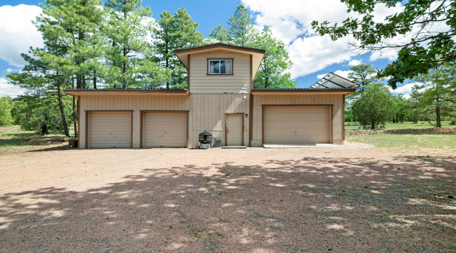 Garage workshop
