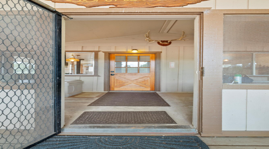 Entrance to screen porched