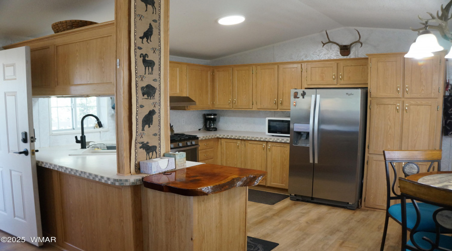 002 Kitchen 1