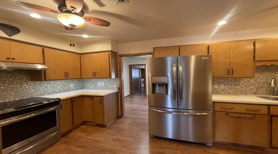 kitchen stainles appliances