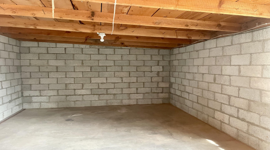 second room of shop