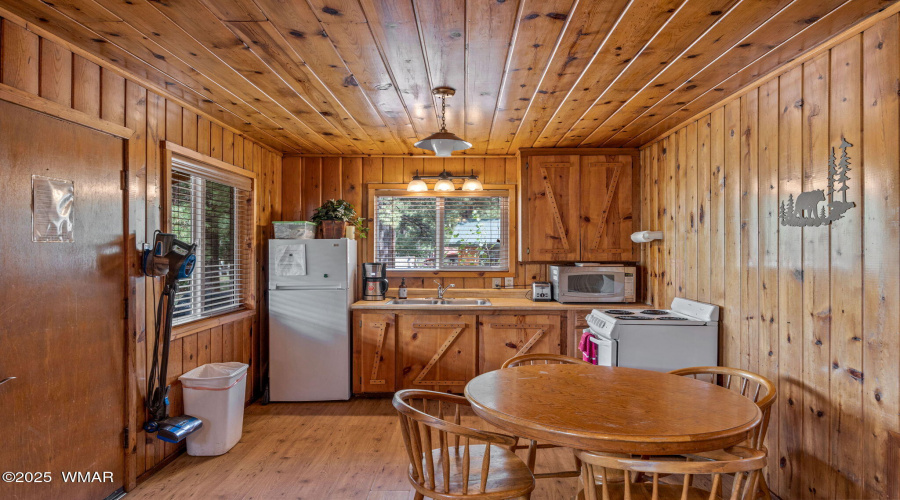 WillowCabin-Greer-AZ-10