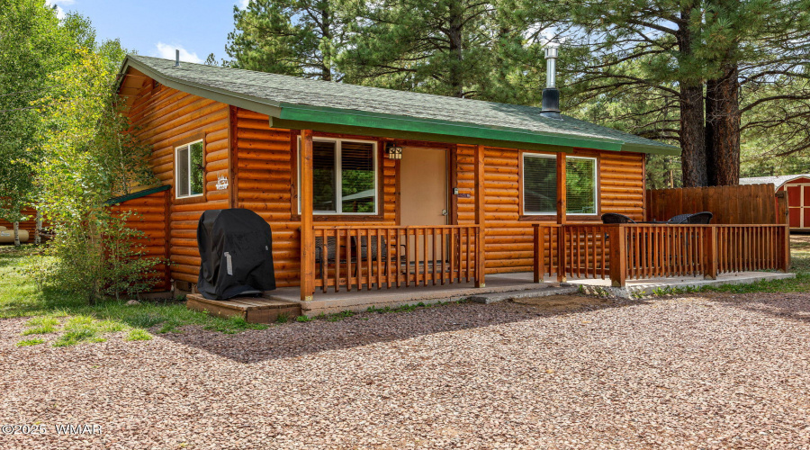Willow cabin