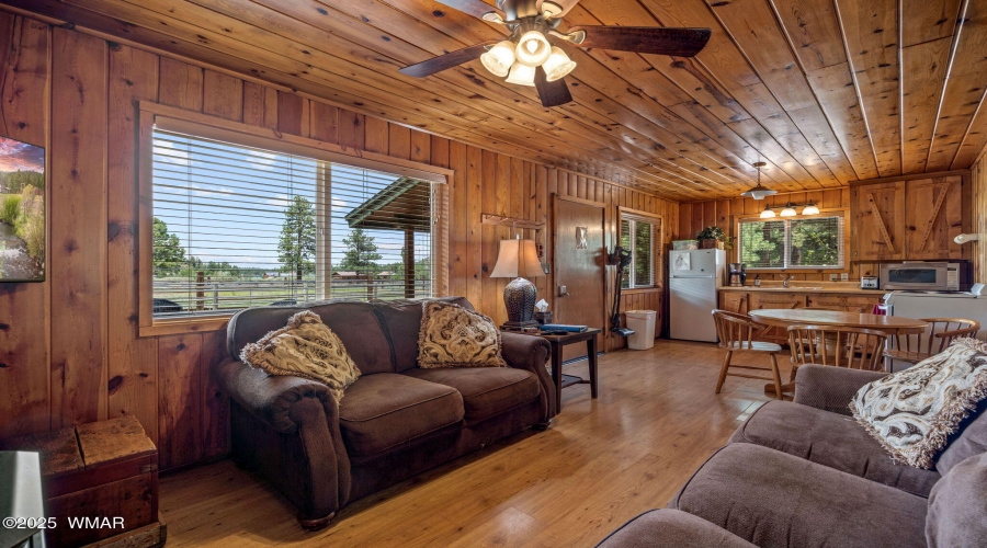 WillowCabin-Greer-AZ-9