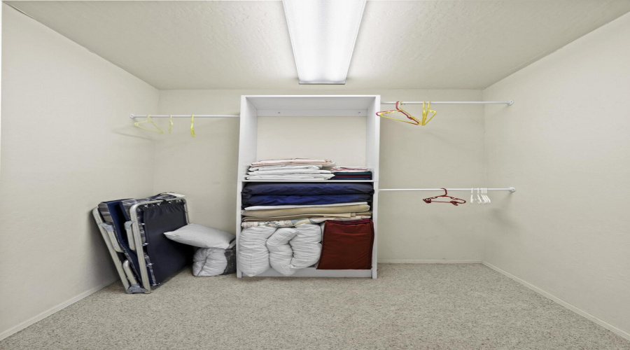 Closet 2