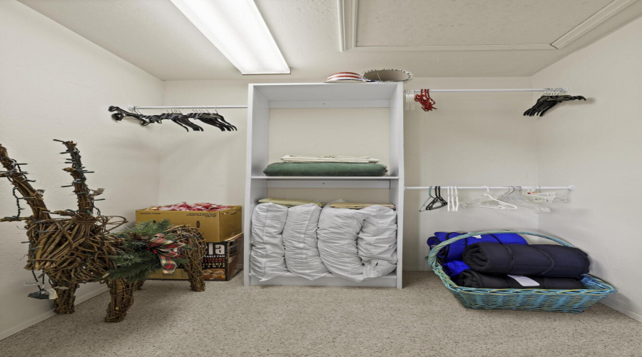 Closet 3