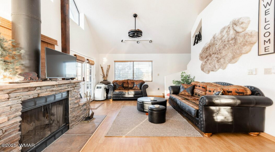 cabin2