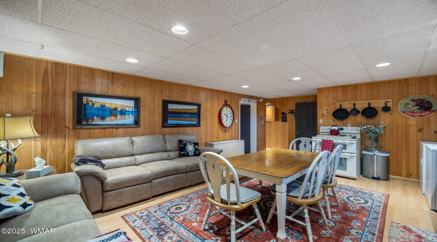 2CR2081-Alpine-AZ-29