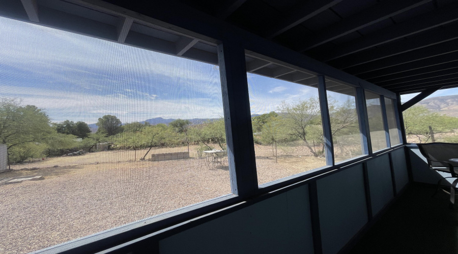 Screened Deck