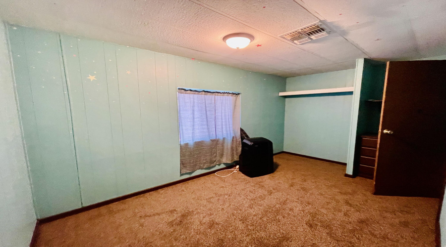 East bedroom
