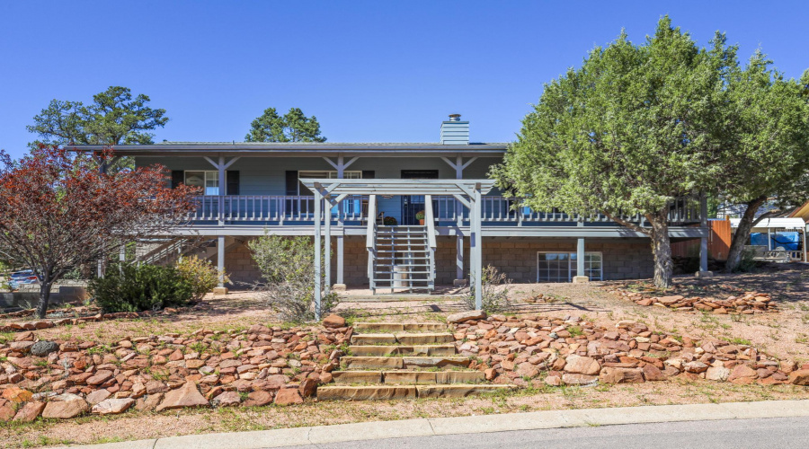 Beautiful curb appeal