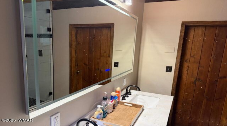 Anti fog mirror primary