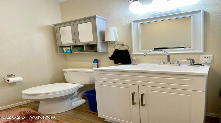 1/2 Bath