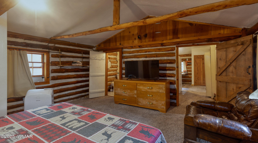 Cozy Space!