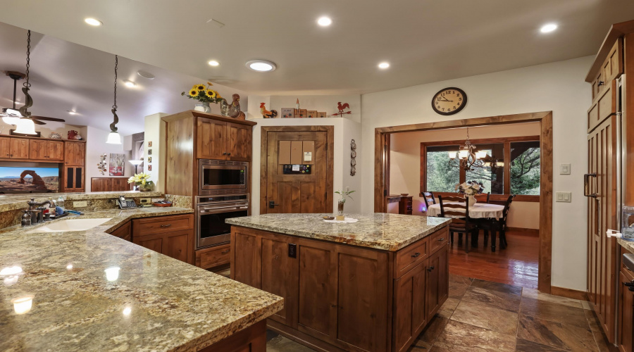 Kitchen 3