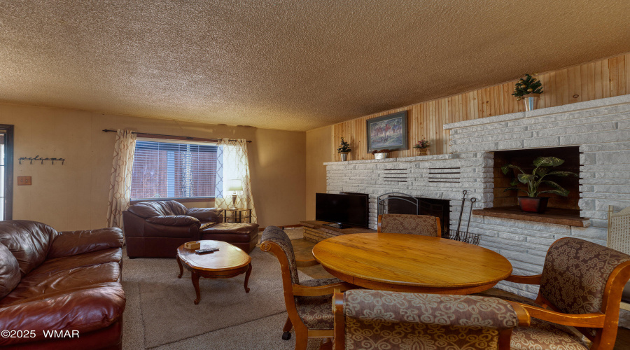 Your new White mountain escape!