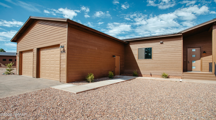 Luxury Twin Home - Bison Ridge