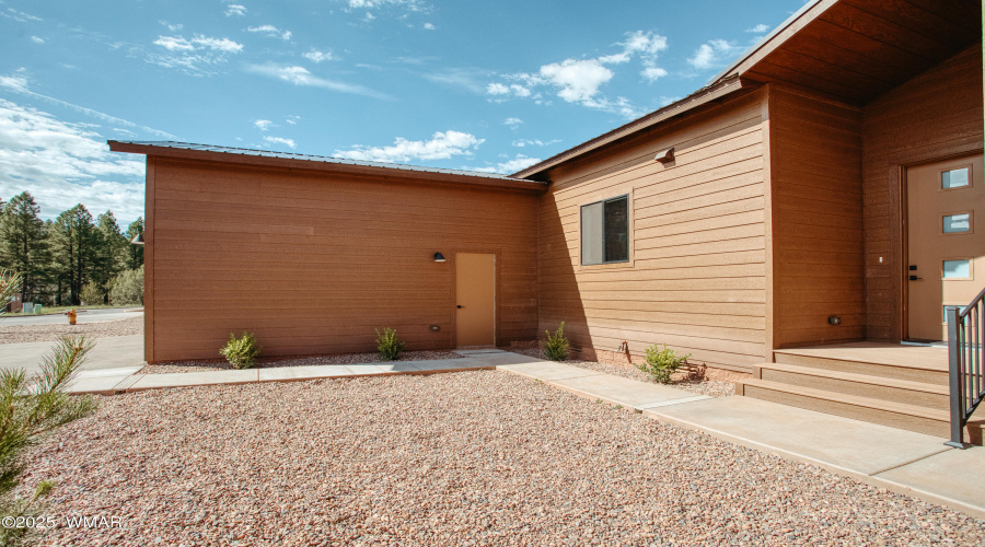 Luxury Twin Home - Bison Ridge