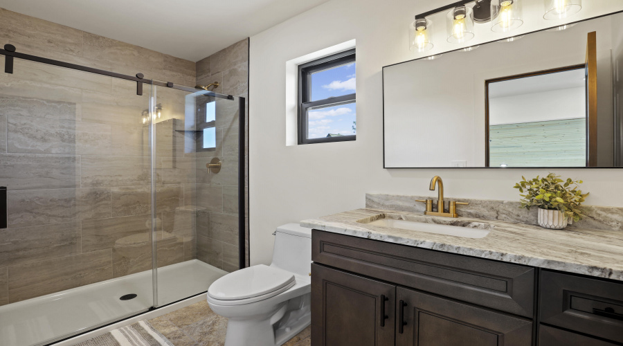 2nd Bathroom, Upstairs