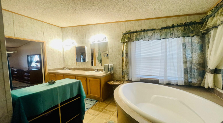 Master Bath