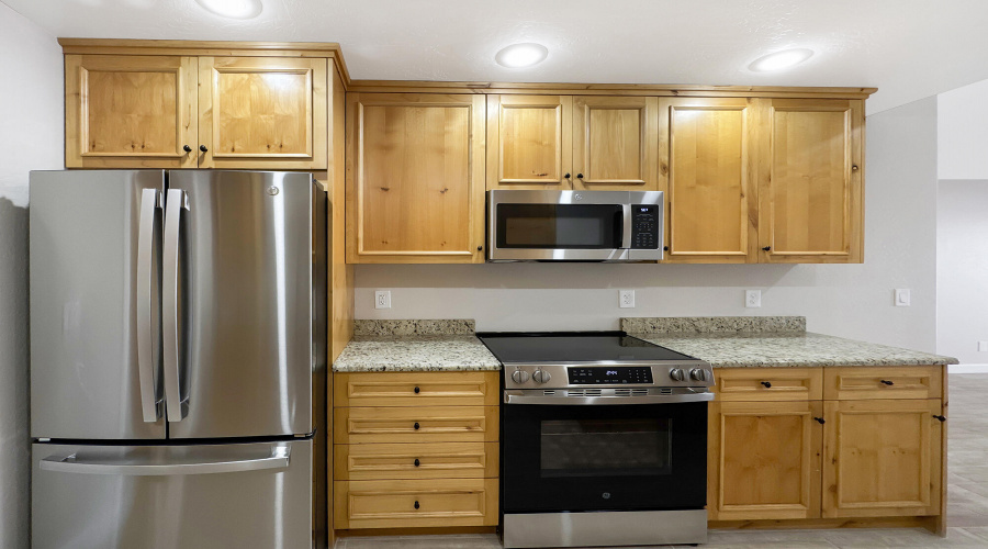 09 - Stainless Steel Appliances