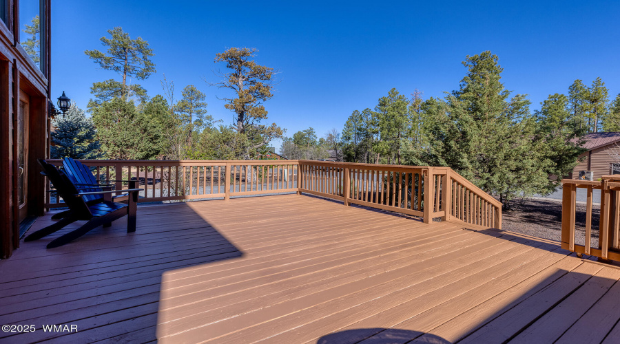Extra Large Front Deck