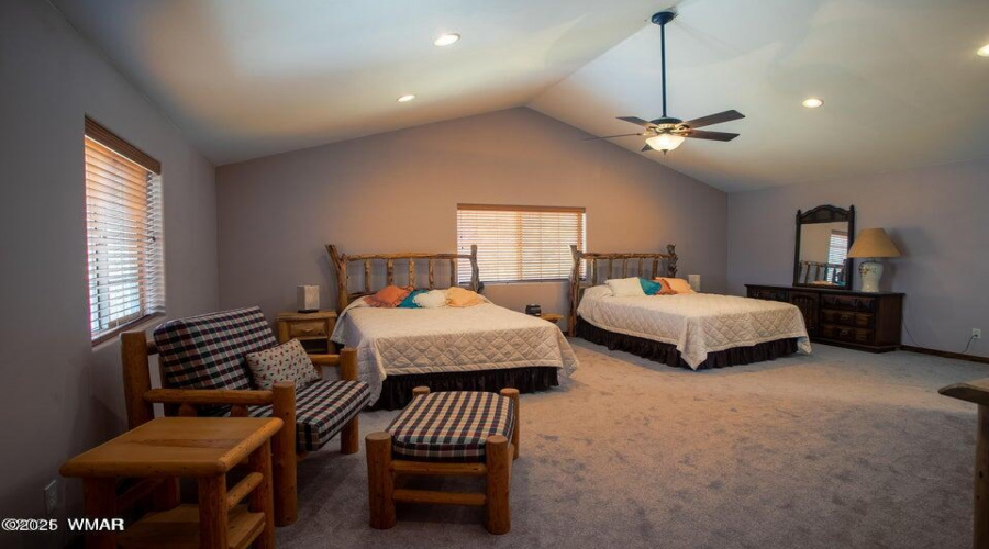 Leon bed 2