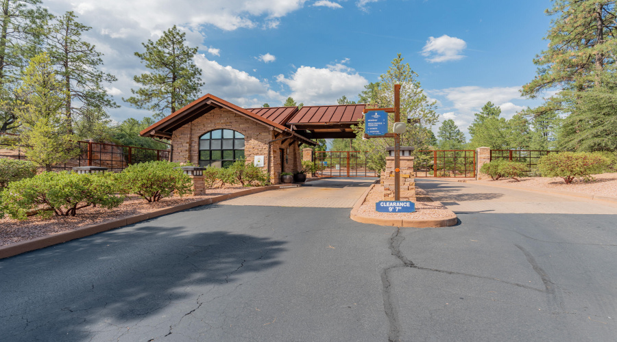 Chaparral Pines guarded entry