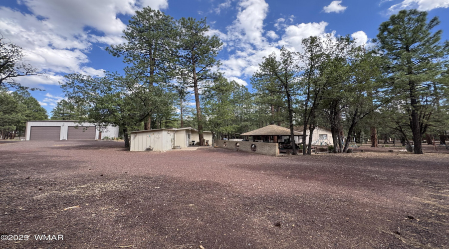 OUTDOOR/Land