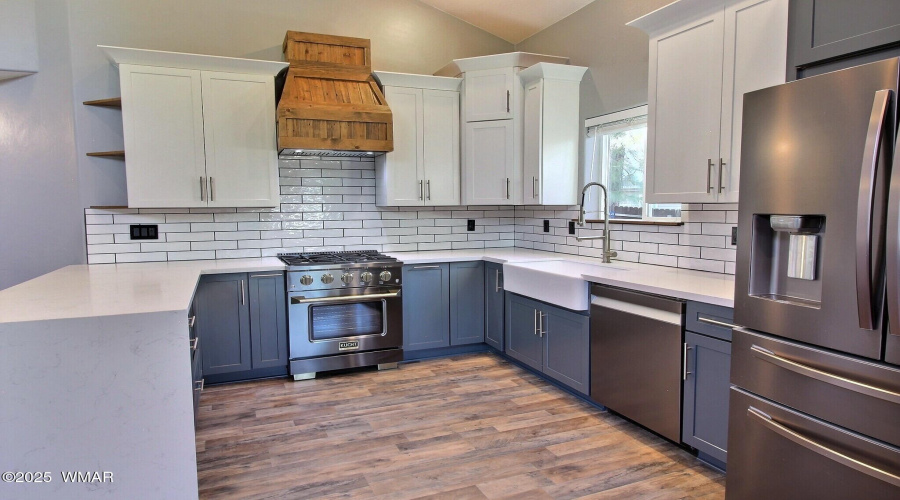 Additional Kitchen photo