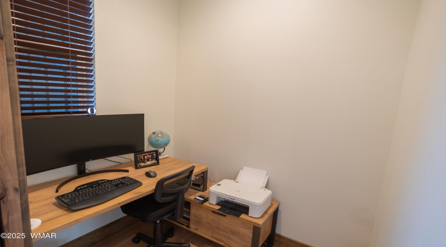 PAX_1971-HDR