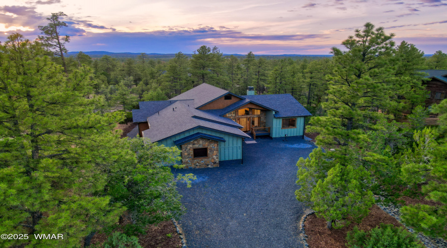 DJI_0519_AuroraHDR2019-edit